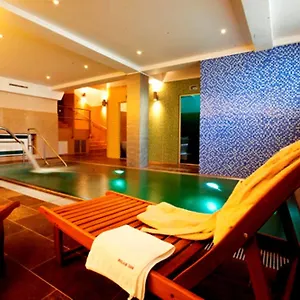relax-inn.praguehotelsweb.com/